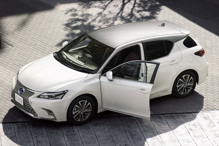 Прощальная» спецверсия Lexus CT 200h